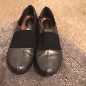 Metallic loafer style shoe